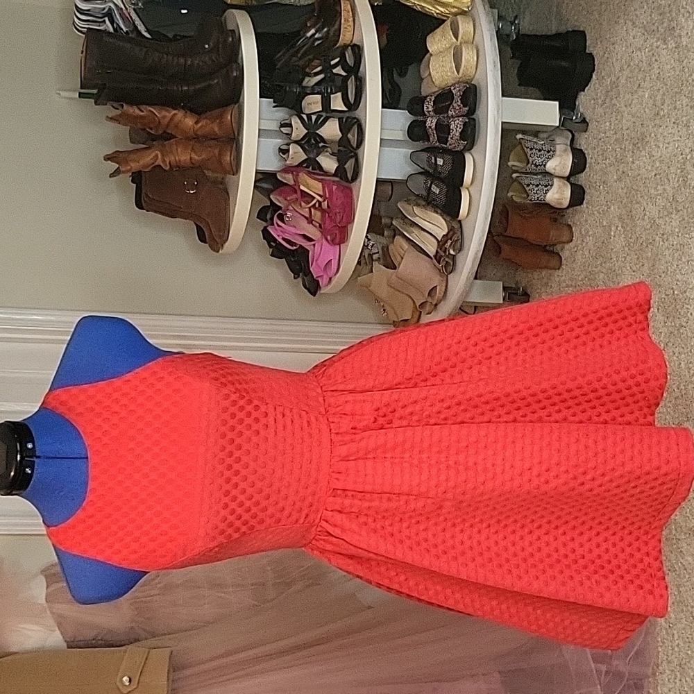 Cute dress can be wear day or night